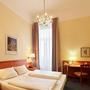 *** Hotel Centro National Frankfurt City, Trademark Collection By Wyndham Germany